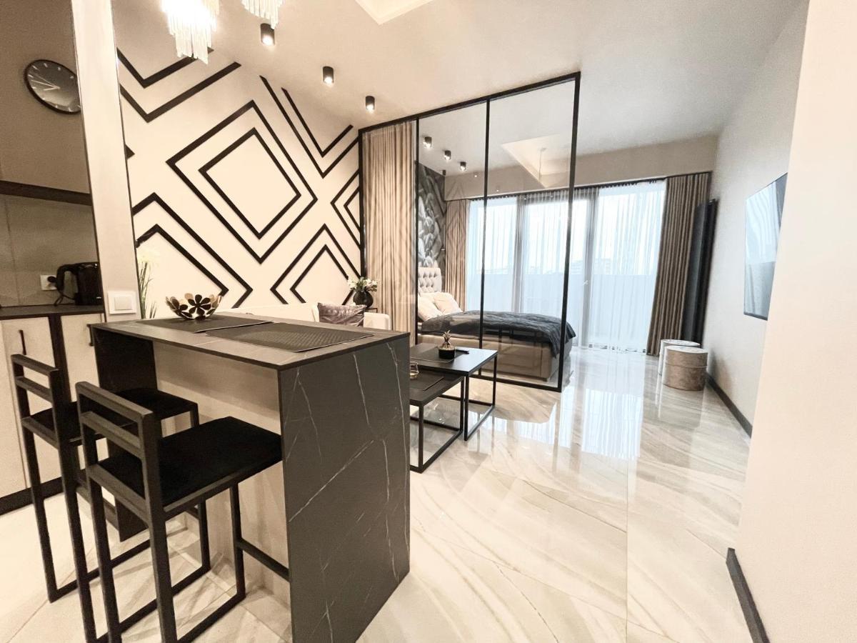 Apartament Elegance Hanza Tower Щецин Екстер'єр фото